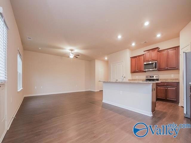 Photo - 1037 Pilgrim Ln