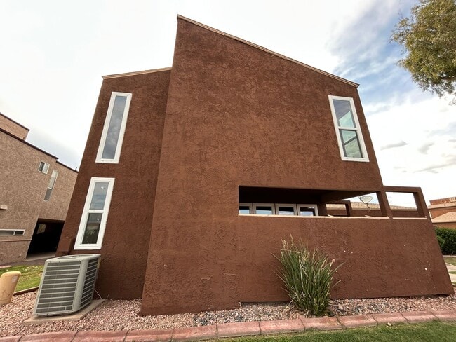 Photo - 2699 E Silk Oak Dr