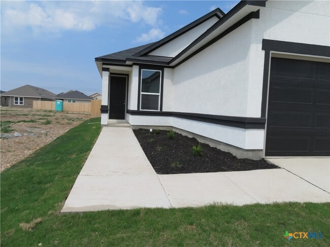 Photo - 352 Blacktail Dr