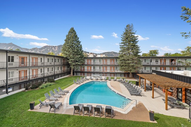 Building Photo - The Lodge Rental