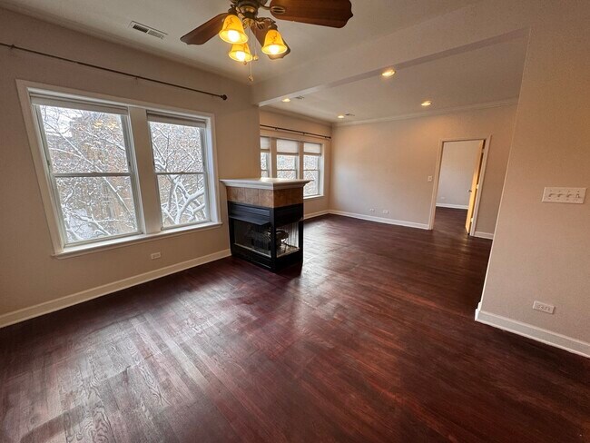 Photo - 1342 W Estes Ave Unit 3S