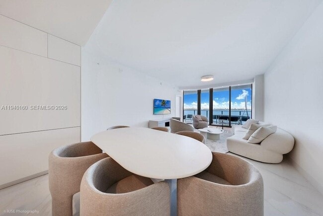 Photo - 700 NE 24th St Unit 1403