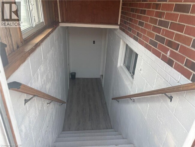 Photo - 248 Felan Ave