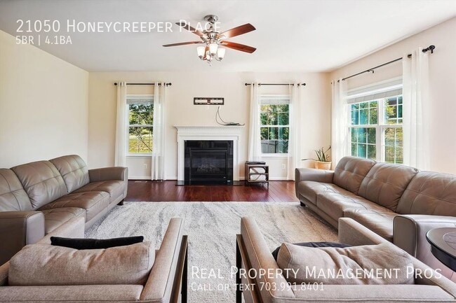 Photo - 21050 Honeycreeper Pl