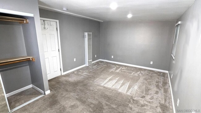 Photo - 3645 Meade Ave