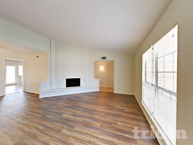 Photo - 7006 Blackberry Dr