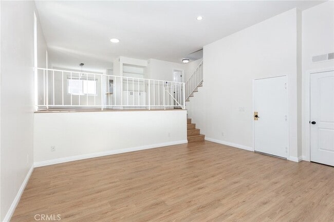 Photo - 21901 Lassen St