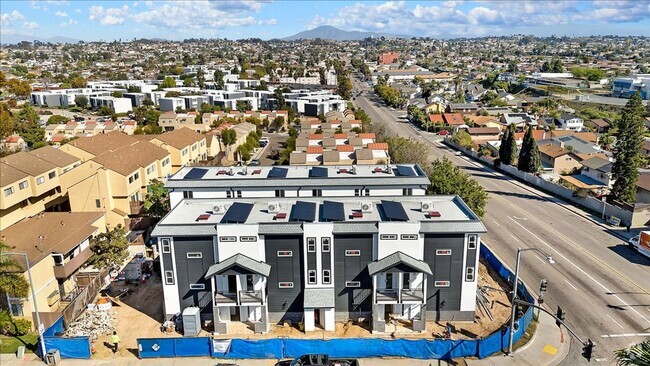 Building Photo - Brand New Townhomes for Rent