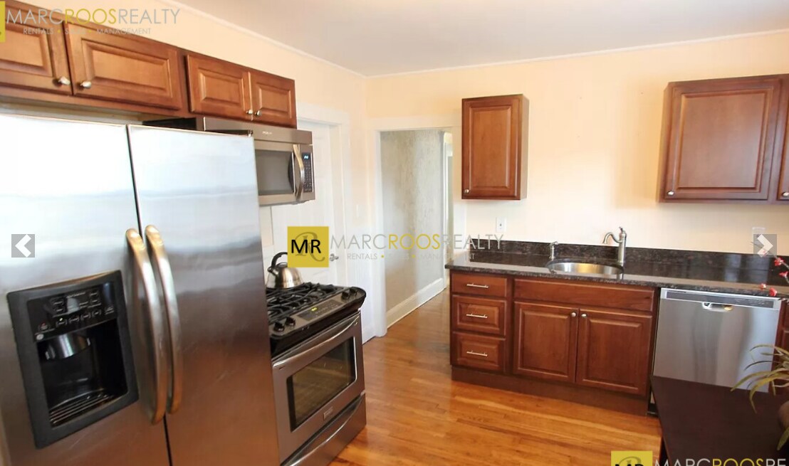 Photo - 62 Litchfield St Unit -