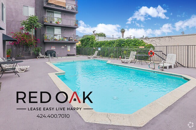 Building Photo - 4433 Eagle Rock Blvd Unit 232 Rental