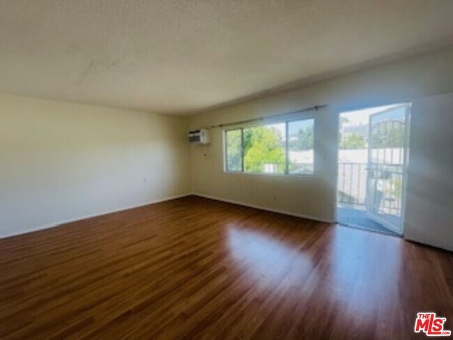 Photo - 1014 N Spaulding Ave Unit 9