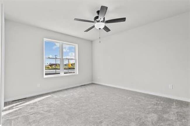 Photo - VIDEOTOUR: Newer Townhouse located in Neenah! PETS WELCOME