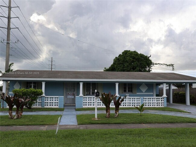 Photo - 15130 Jackson St