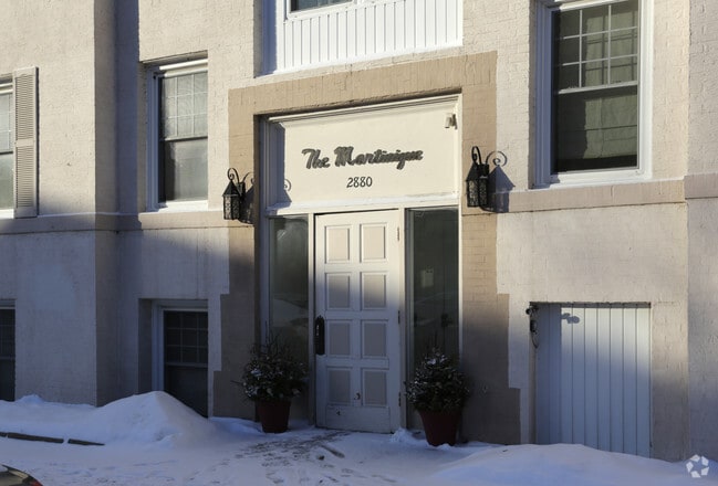 2880 James - The Martinique Apts