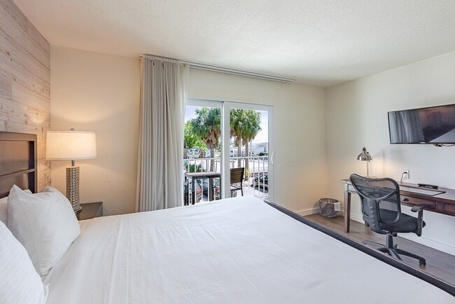 Building Photo - 19 Sombrero Blvd Rental