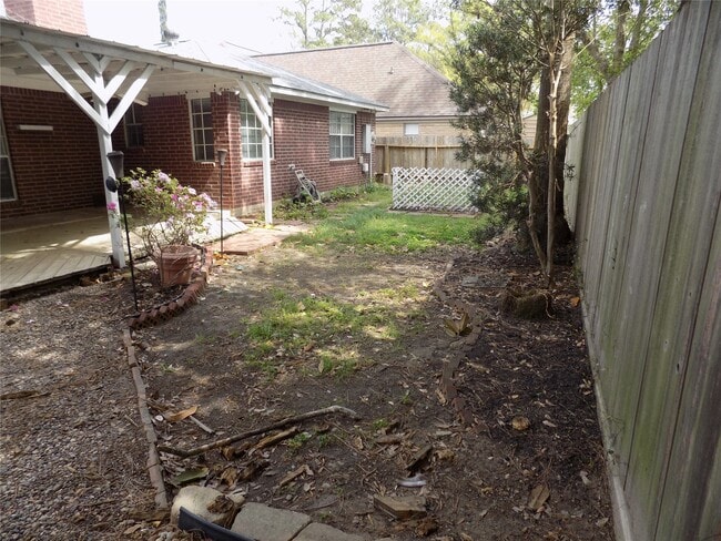 Building Photo - 22623 River Birch Dr