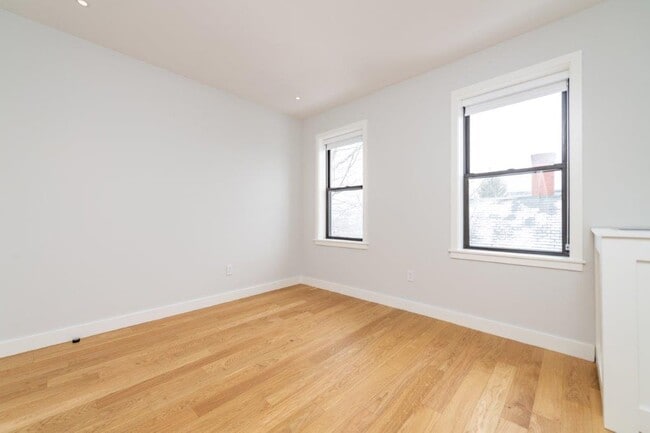 Photo - 16 Elko St Unit #11
