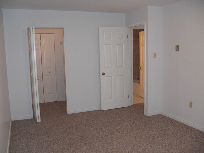 Photo - Stunning Two Bedroom Apartment in the Hear... Unit 514