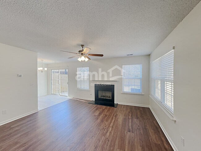 Photo - 3510 Marshlane Way
