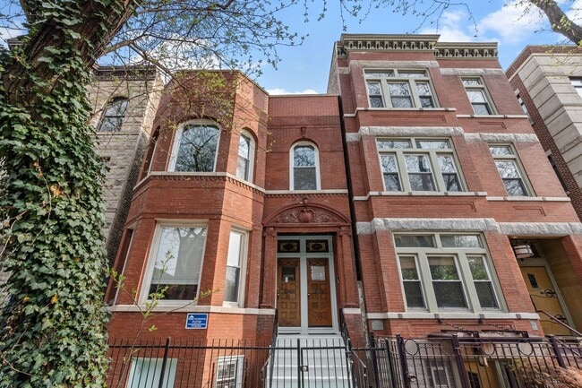 Photo - 2153 W Potomac Ave Apartment Unit 1R
