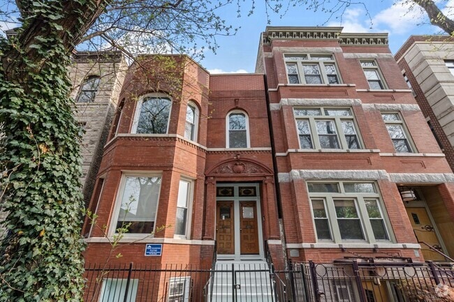 Building Photo - 2153 W Potomac Ave Unit 1R Rental