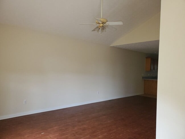 Photo - 197&amp;199 Scottie Drive Unidad 197 Scottie Drive