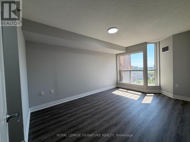 2 Neptune Dr Unit 816