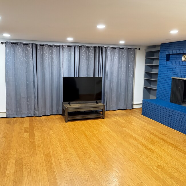 Photo - Single Family Home For Lease in Nabnasset ...