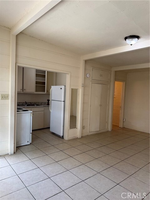 Photo - 193 W Washburn Ave