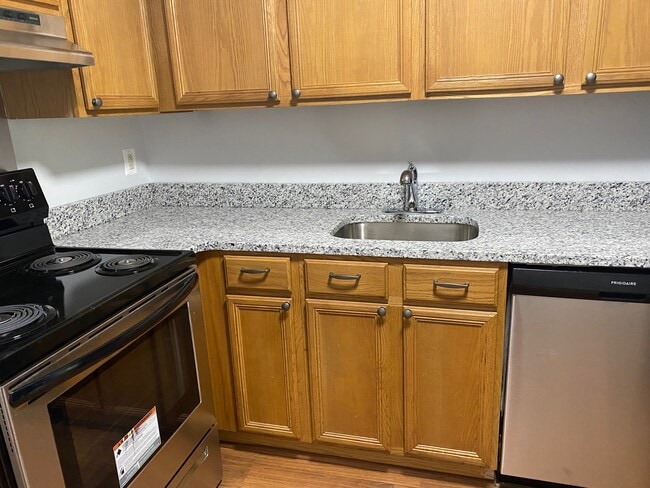 Photo - Marc Hampton Apartments