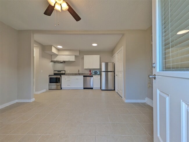 Photo - 1219 33rd St Unidad 4