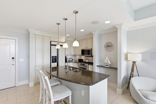 Photo - 9123 Strada Pl