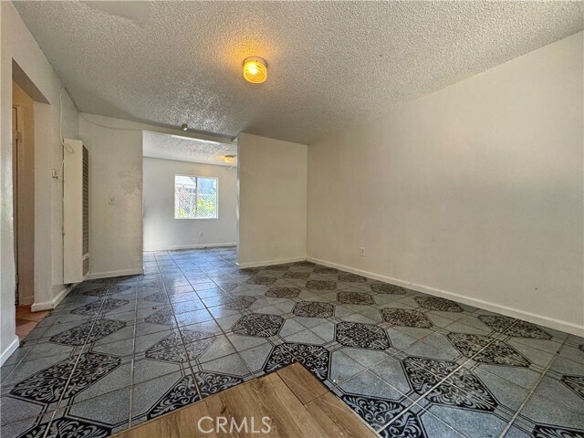 2230 Wall St Unit 1