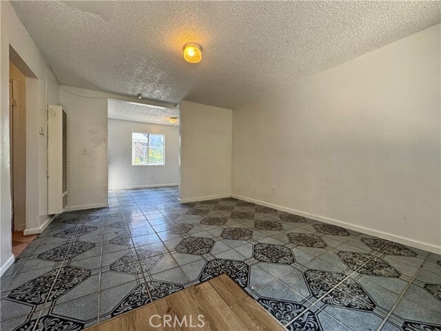 Building Photo - 2230 Wall St Unit 1