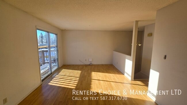 Photo - 3 Bedroom Unit With Assigned  Parking BONUS INCENTIVE