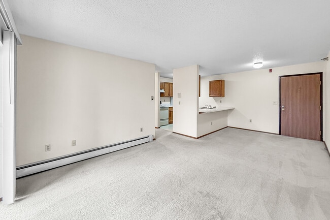 River Oaks Apartments