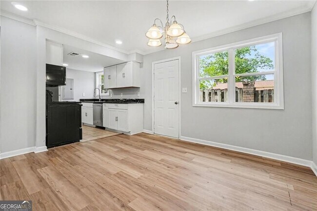 Photo - 2952 N Dekalb Dr Unit A