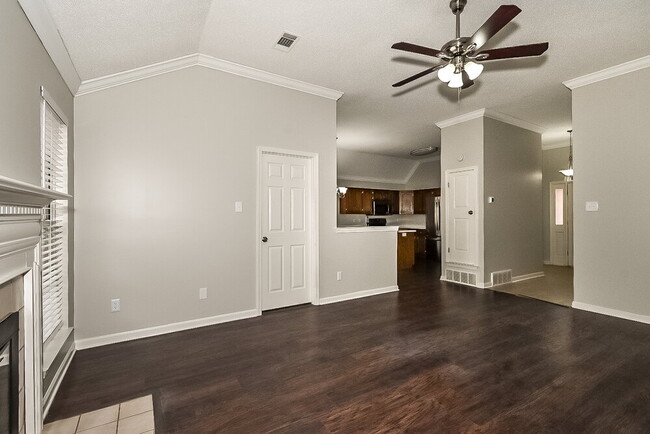 Photo - 9362 Garden Woods Dr