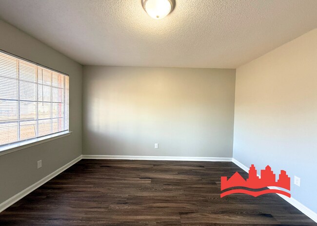 Photo - 4061 Mossville St