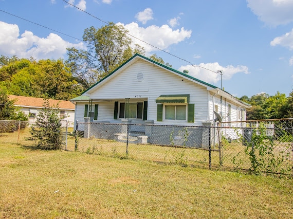 Building Photo - 4011 Walnut Ave SW