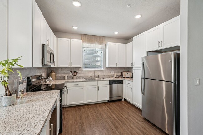 Photo - ShoreView Waterfront Apartments