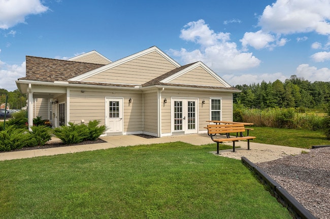 Photo - Majors Crossing