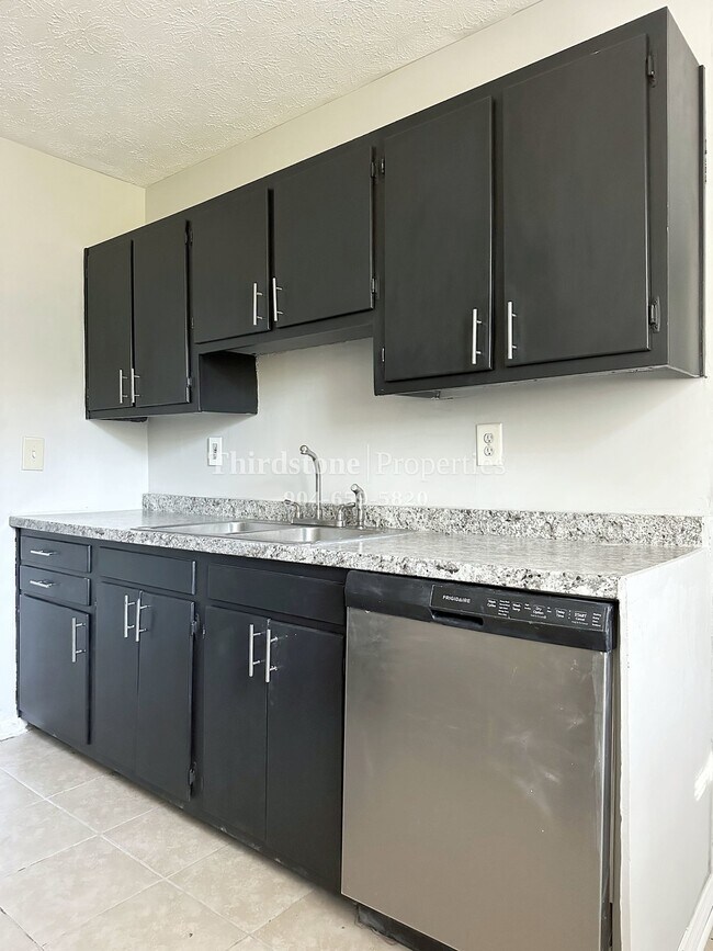 2428 Miss Muffet Ln W, Jacksonville, FL 32210 House House Rental in