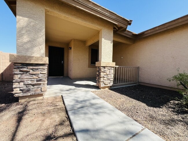 Photo - "Charming 3-Bedroom Oasis with 2 Full Baths in Buckeye - 1574 Sq Ft of Comfort!"