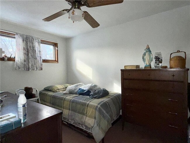 Photo - 157 Jillson Ave Unit B