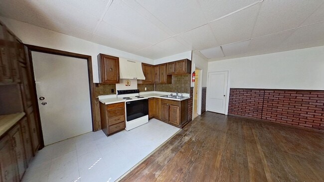 Photo - Spacious 1 Bedroom Apartment