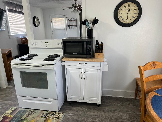 Photo - 506 S 5th Ave