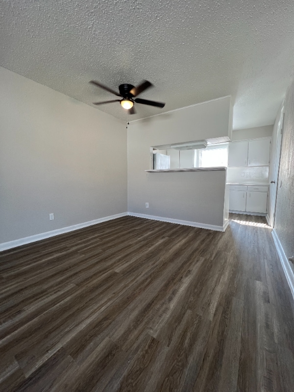 Photo - 3305 Red Bluff Rd