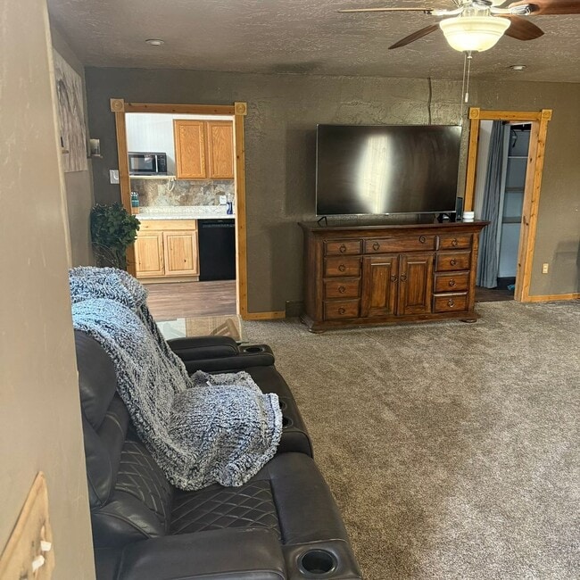 Photo - Spacious 3 Bed 2 Bath Home in Orchard Mesa