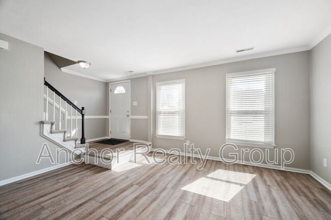 Photo - 229 Mannings Ln